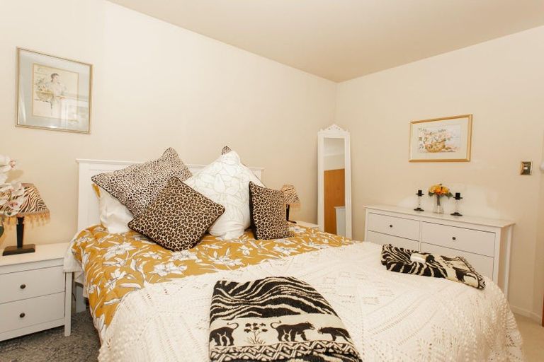 Photo of property in 21 Mona Square, Ashburton, 7700