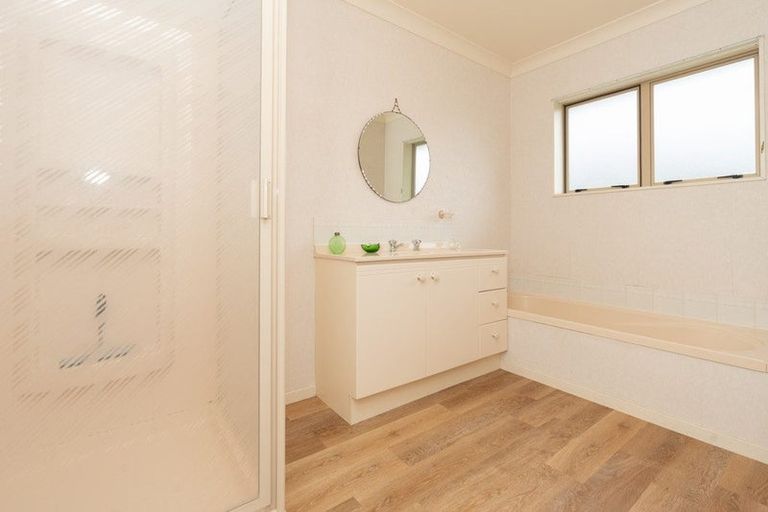 Photo of property in 10 Canaandale Drive, Flagstaff, Hamilton, 3210