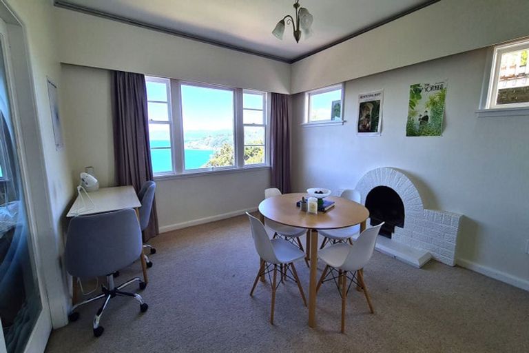 Photo of property in 122 Grafton Road, Roseneath, Wellington, 6011