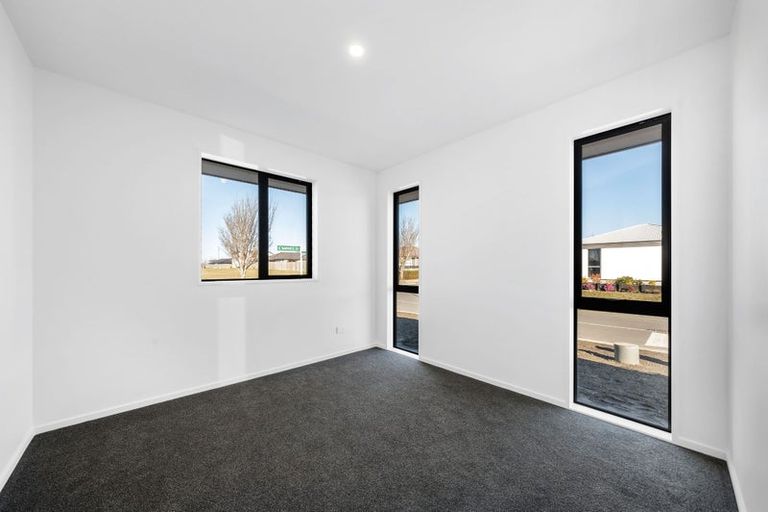 Photo of property in 2 Waituna Street, Pegasus, 7612