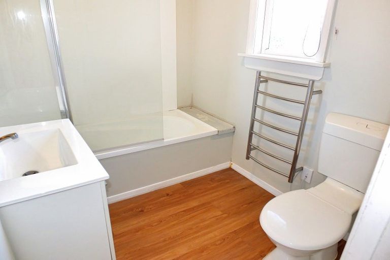 Photo of property in 23 Pratt Avenue, Foxton Beach, Foxton, 4815