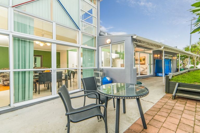 Photo of property in 30 Palomino Drive, Henderson, Auckland, 0612