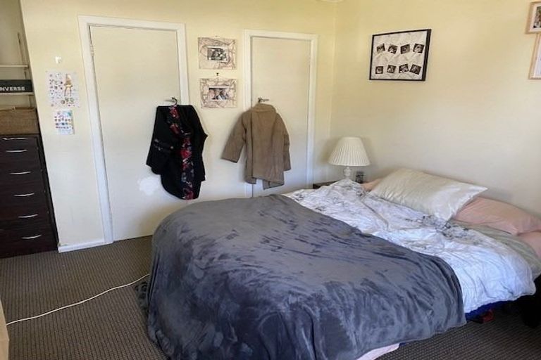 Photo of property in 22 Milton Road, Bluff Hill, Napier, 4110