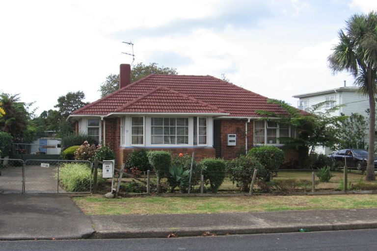 Photo of property in 19 Alamein Road, Panmure, Auckland, 1072