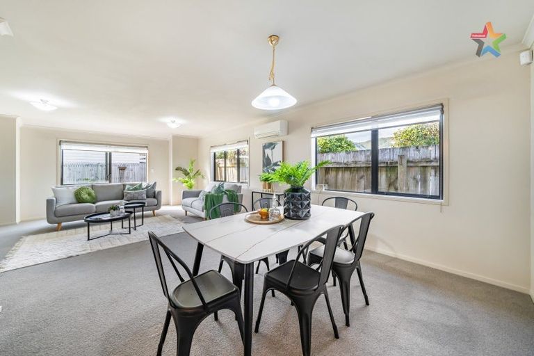 Photo of property in 14a Glen Road, Stokes Valley, Lower Hutt, 5019