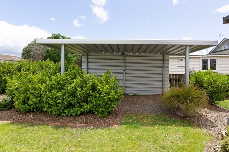 Photo of property in 16 York Street, Dannevirke, 4930