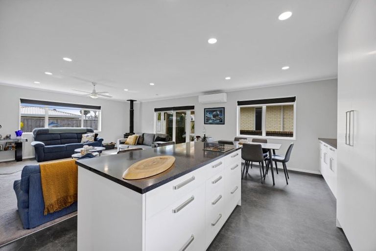 Photo of property in 3d Hinau Street, Inglewood, 4330