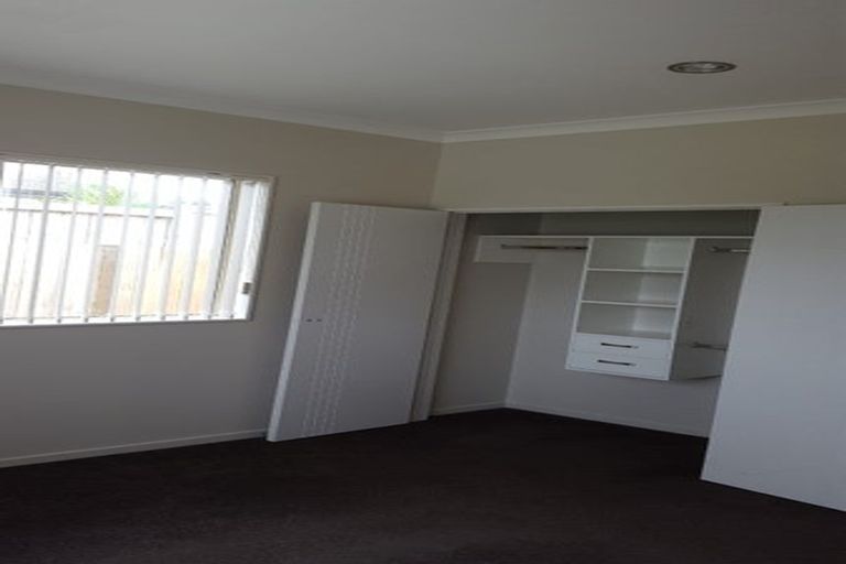 Photo of property in 5 Dunkineely Road, Flat Bush, Auckland, 2019