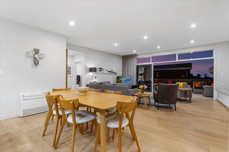 Photo of property in 2 Laing Place, Otumoetai, Tauranga, 3110