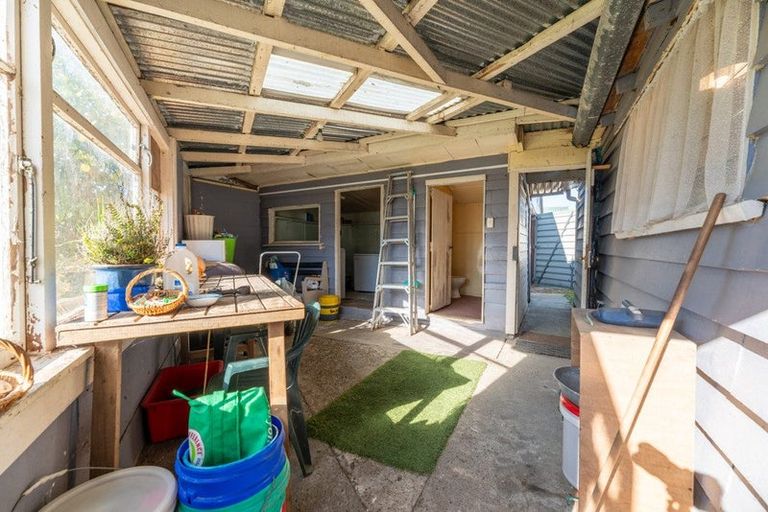 Photo of property in 9 Edward Street, Waimate, 7924