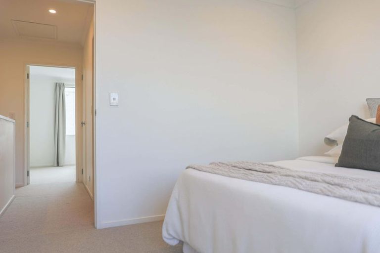 Photo of property in 12b Titoki Street, Te Atatu Peninsula, Auckland, 0610