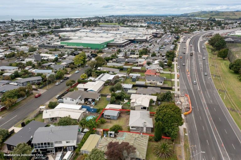 Photo of property in 636 Maunganui Road, Mount Maunganui, 3116