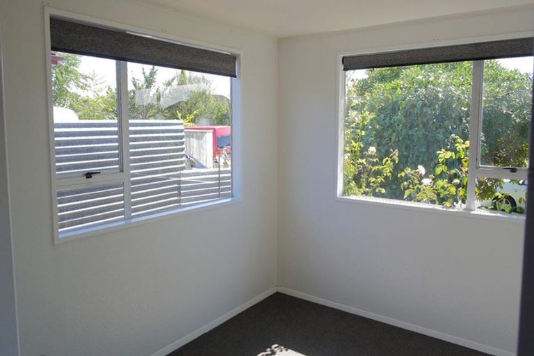 Photo of property in 24 Manchester Street, Takaro, Palmerston North, 4412