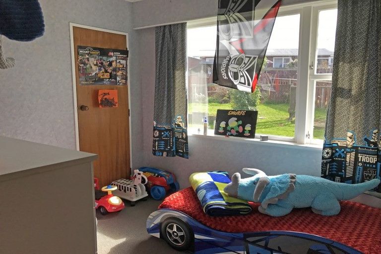 Photo of property in 3 Ries Street, Dannevirke, 4930