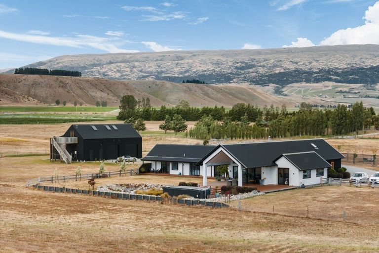 Photo of property in 145 Oliver Road, Bendigo, Cromwell, 9383