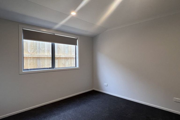Photo of property in 35 Waruhia Crescent, Rototuna North, 3281