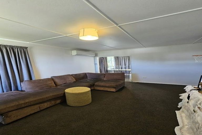 Photo of property in 56 Dimock Street, Titahi Bay, Porirua, 5022