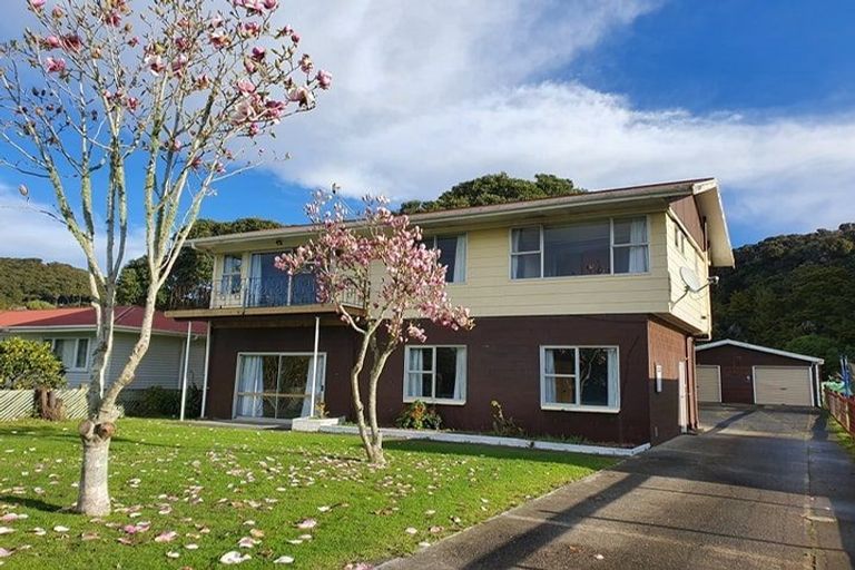 Photo of property in 12 Te Kemara Avenue, Paihia, 0200