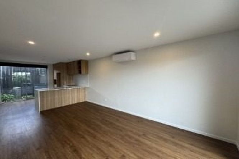 Photo of property in 8/25 Tranent Road, Mangere, Auckland, 2022