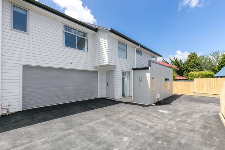 Photo of property in 3/1 Hibiscus Avenue, Hamilton Lake, Hamilton, 3204