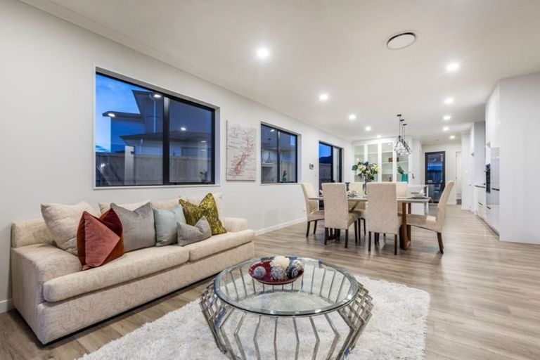 Photo of property in 5 Johns Creek Crescent, Silverdale, 0932