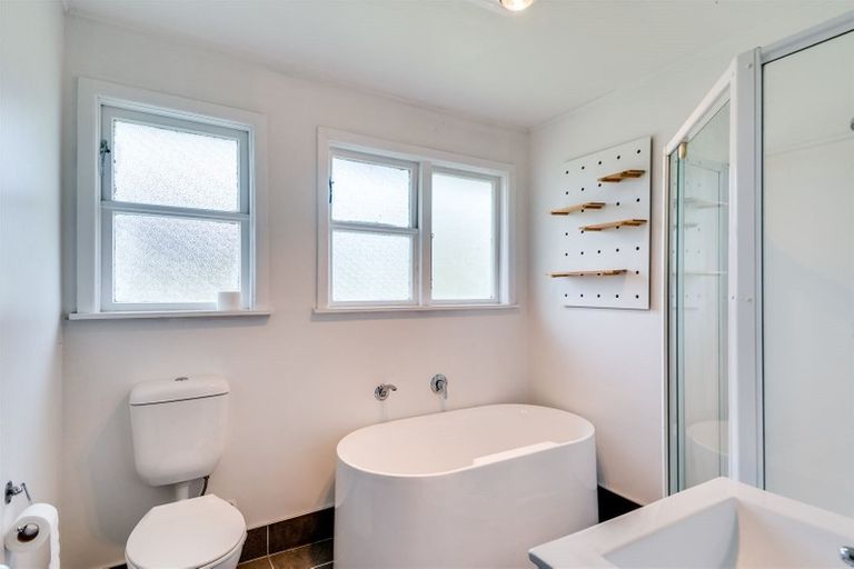 Photo of property in 5 Maxwell Place, Maraenui, Napier, 4110