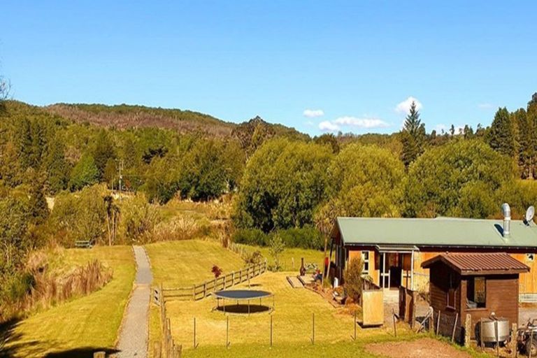 Photo of property in 1 Raurimu Road, Raurimu, Owhango, 3989