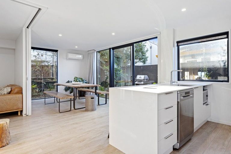 Photo of property in 4/42 Dickens Street, Addington, Christchurch, 8024