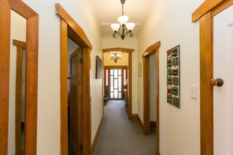 Photo of property in 121 Lemon Street, New Plymouth, 4312