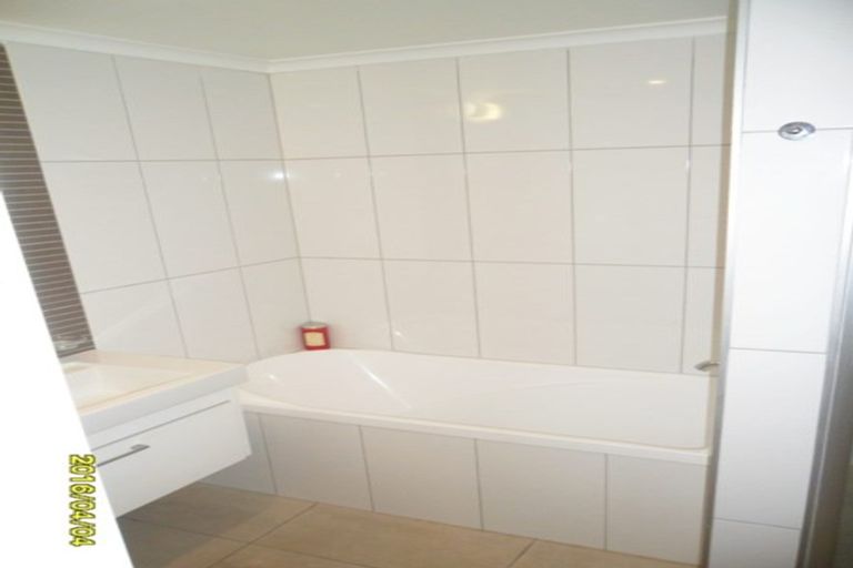 Photo of property in Bellagio Apartments, 39 Taranaki Street, Te Aro, Wellington, 6011