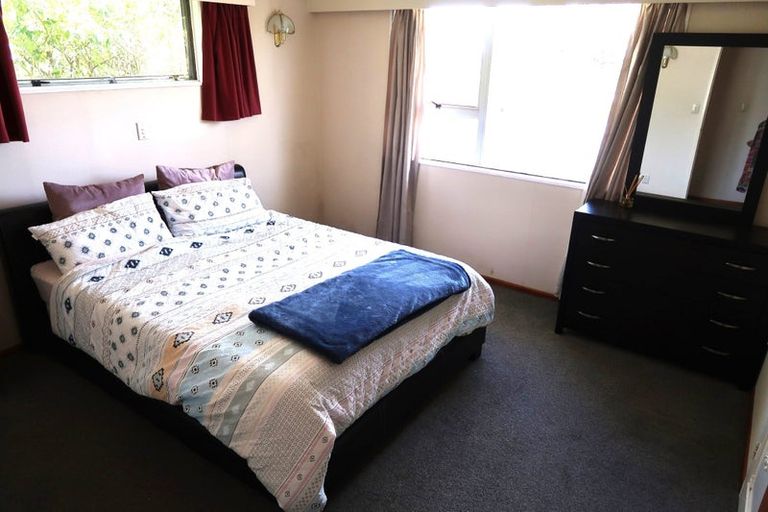 Photo of property in 16 Waipounamu Drive, Kelson, Lower Hutt, 5010