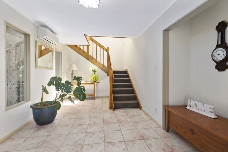 Photo of property in 22 Mercury Way, Whitby, Porirua, 5024