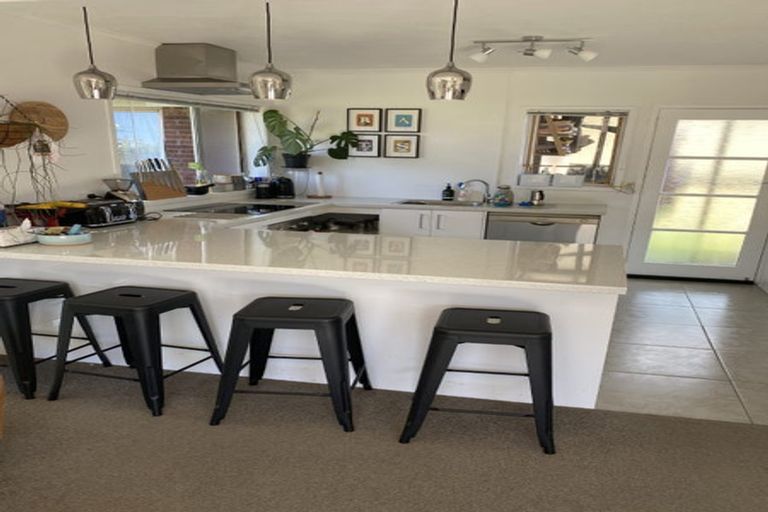 Photo of property in 3/17 Omana Road, Milford, Auckland, 0620