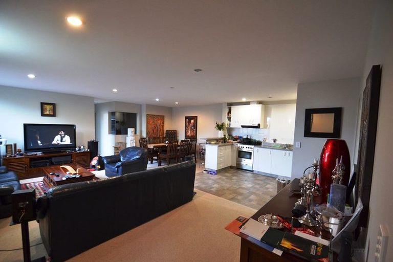 Photo of property in 14a Hill Road, Papatoetoe, Auckland, 2025