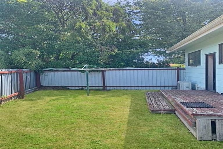 Photo of property in 13a Watson Street, Bulls, 4818