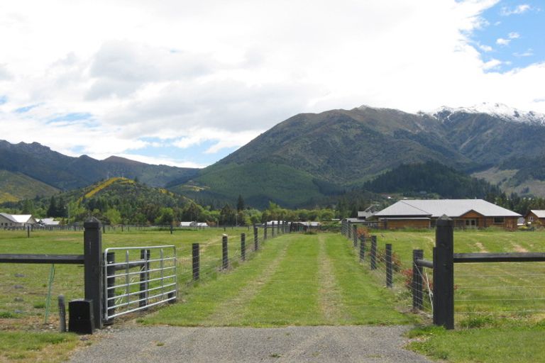 Photo of property in 6 Woodbank Road, Hanmer Springs, 7334