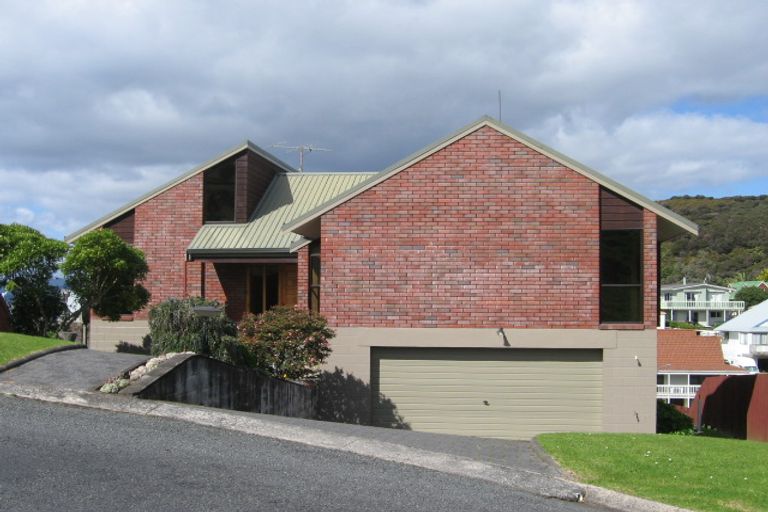 Photo of property in 54 Du Fresne Place, Russell, 0202