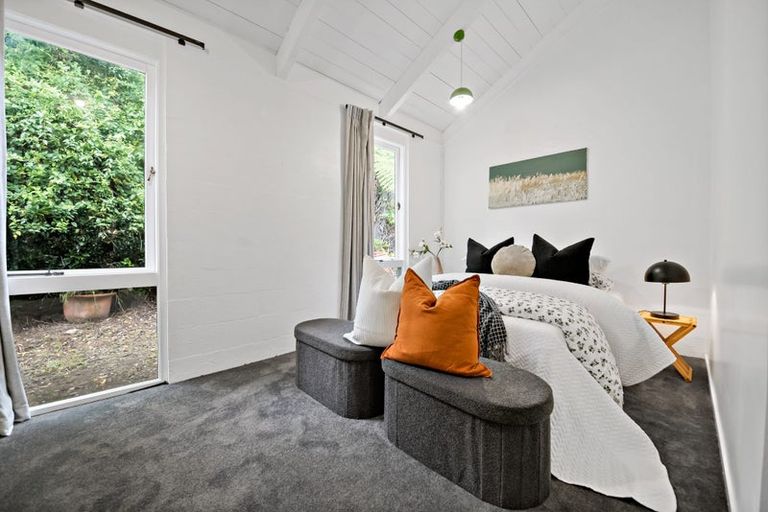 Photo of property in 26 Braemar Road, Castor Bay, Auckland, 0620