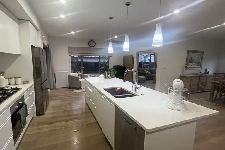 Photo of property in 37 Outlook Terrace, Silverdale, 0932