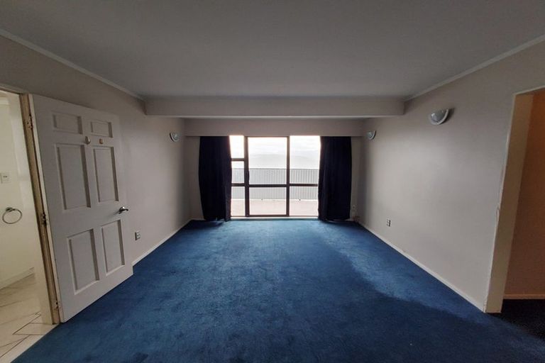 Photo of property in 81 View Road, Houghton Bay, Wellington, 6023