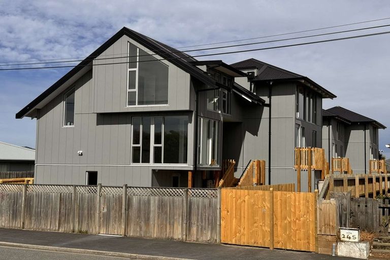 Photo of property in 5/246 Marine Parade, New Brighton, Christchurch, 8061