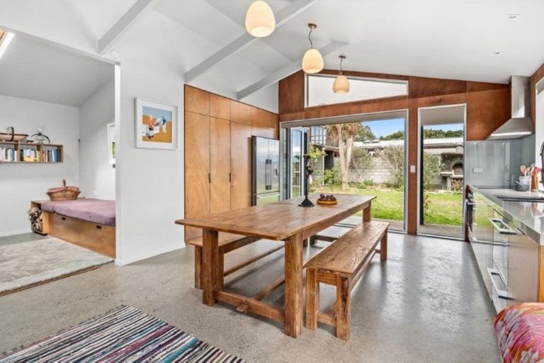Photo of property in 12 Peninsula Road, Tata Beach, Takaka, 7183