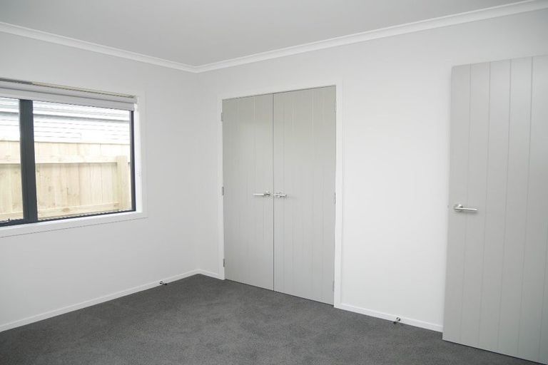 Photo of property in 11 Kingi Te Ahoaho Place, Otaki, 5512