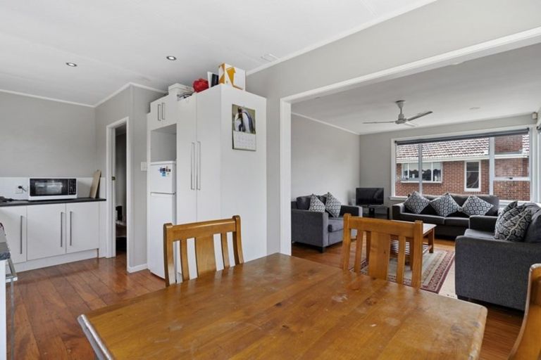 Photo of property in 23 Haultain Street, Fairfield, Hamilton, 3214