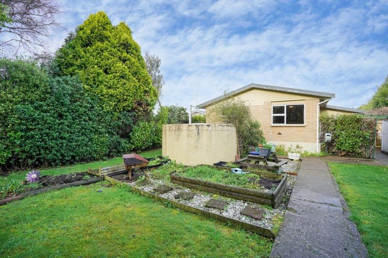 Photo of property in 28 Dunns Road, Otatara, Invercargill, 9879