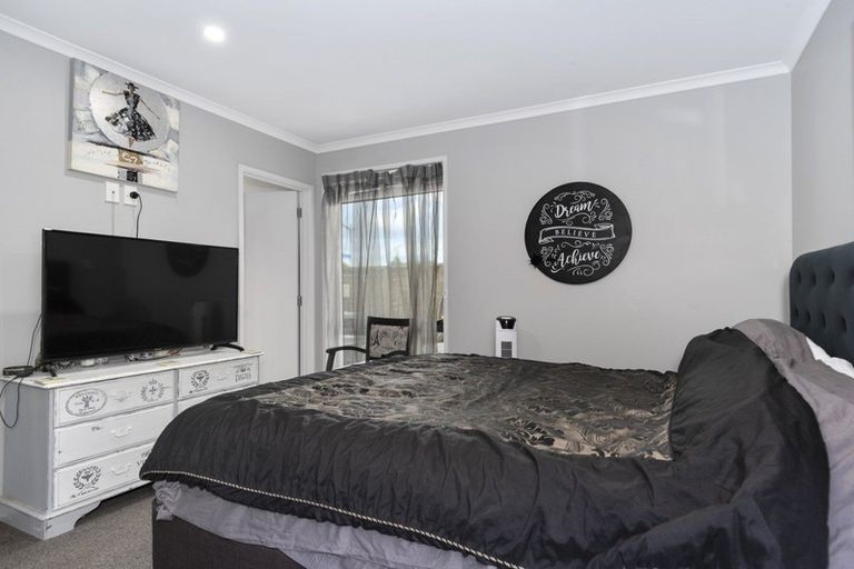 Photo of property in 8 Bulkhead Lane, Pyes Pa, Tauranga, 3112