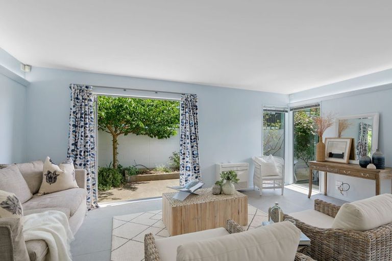 Photo of property in 1/64 Hewitts Road, Merivale, Christchurch, 8014