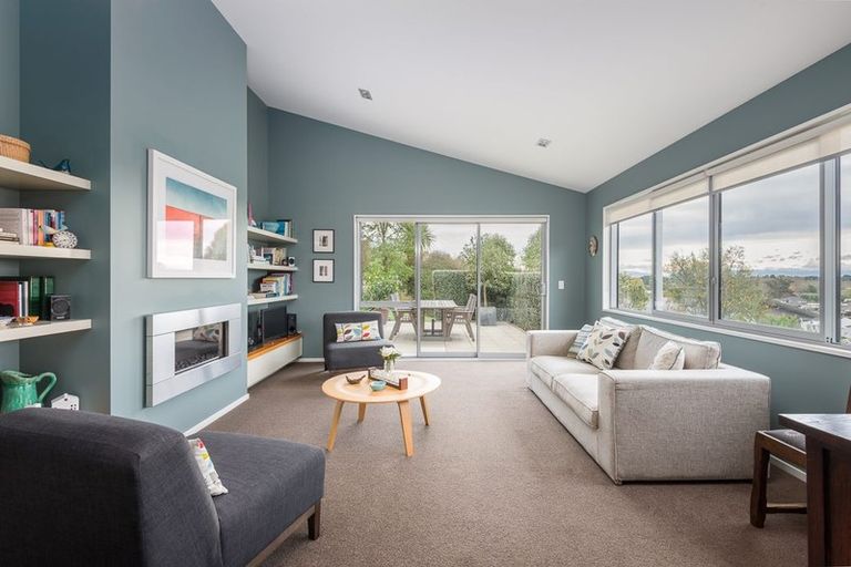 Photo of property in 6 Hadleigh Lane, Westmorland, Christchurch, 8025