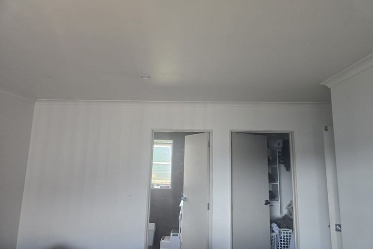 Photo of property in 49b Cambridge Terrace, Papatoetoe, Auckland, 2025
