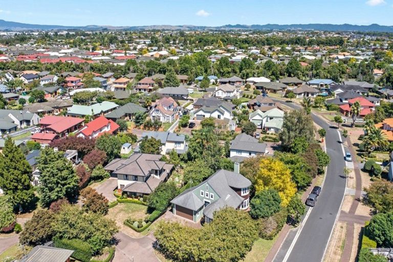 Photo of property in 11 Nielsen Gardens, Rototuna, Hamilton, 3210